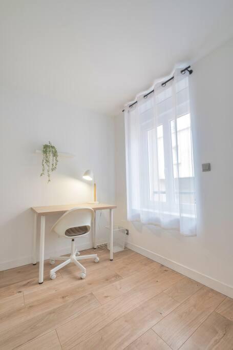 Appartamento Triplex Cosy Reims Esterno foto